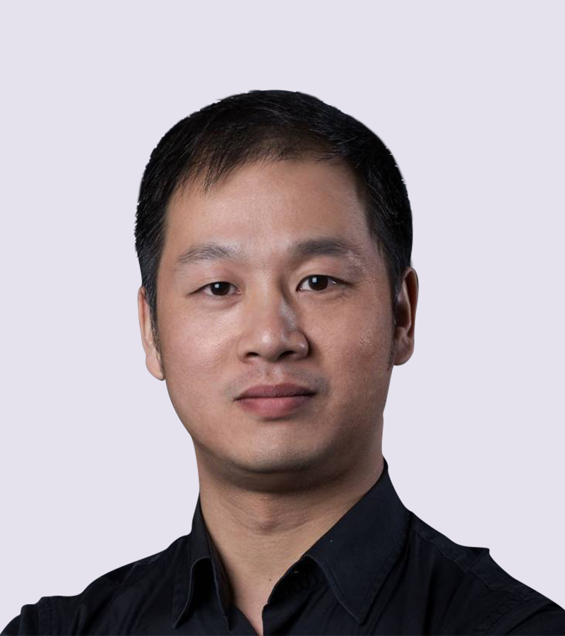 <em>Oscar</em>Creative Director